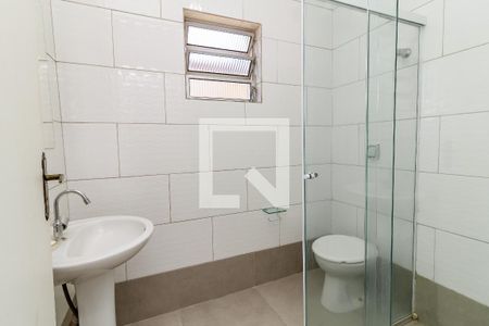 Casa à venda com 180m², 5 quartos e sem vaga Casa à venda com 180m², 5 quartos e sem vagaBanheiro