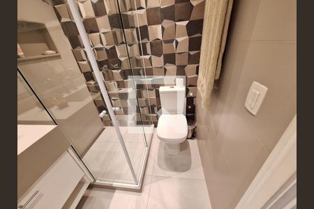 Apartamento à venda com 240m², 4 quartos e 1 vaga Apartamento à venda com 240m², 4 quartos e 1 vagaBanheiro 1