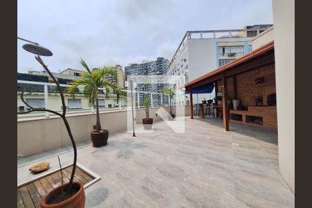 Apartamento à venda com 240m², 4 quartos e 1 vaga Apartamento à venda com 240m², 4 quartos e 1 vagaQuintal
