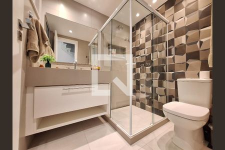 Apartamento à venda com 240m², 4 quartos e 1 vaga Apartamento à venda com 240m², 4 quartos e 1 vagaBanheiro 1