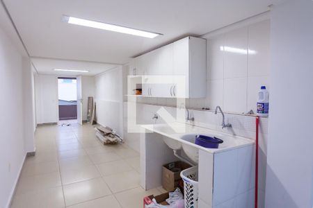 Casa de condomínio à venda com 418m², 4 quartos e 4 vagas Casa de condomínio à venda com 418m², 4 quartos e 4 vagasÁrea de Serviço