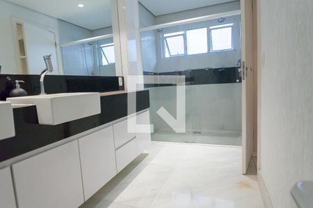 Casa de condomínio à venda com 418m², 4 quartos e 4 vagas Casa de condomínio à venda com 418m², 4 quartos e 4 vagascloset suite master