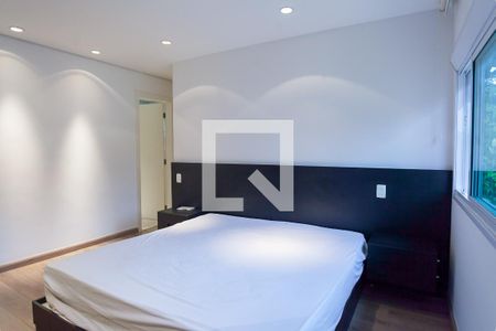 Casa de condomínio à venda com 418m², 4 quartos e 4 vagas Casa de condomínio à venda com 418m², 4 quartos e 4 vagassuite master