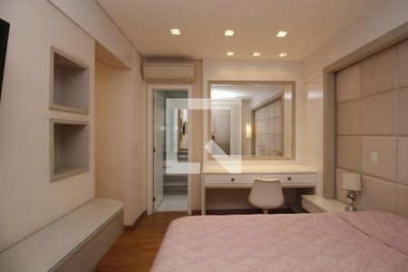 Apartamento para alugar com 135m², 3 quartos e 3 vagasQuarto 3 - Suíte