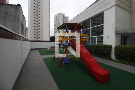 Apartamento para alugar com 135m², 3 quartos e 3 vagasÁrea comum - Playground