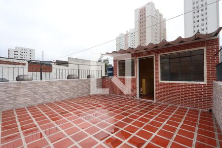 Casa à venda com 328m², 2 quartos e 2 vagasVaranda