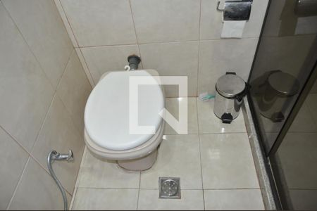 Casa à venda com 200m², 3 quartos e 4 vagasBanheiro do Quarto 1