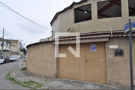 Casa à venda com 200m², 3 quartos e 4 vagasFachada