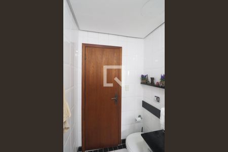 Apartamento à venda com 134m², 3 quartos e 1 vaga Apartamento à venda com 134m², 3 quartos e 1 vagaBanheiro