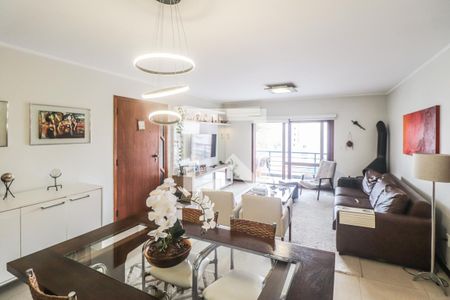 Apartamento à venda com 134m², 3 quartos e 1 vaga Apartamento à venda com 134m², 3 quartos e 1 vagaSala