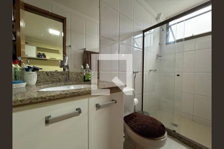 Apartamento à venda com 370m², 4 quartos e 3 vagasSuíte 2 - Banheiro