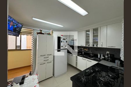 Apartamento à venda com 370m², 4 quartos e 3 vagasCozinha