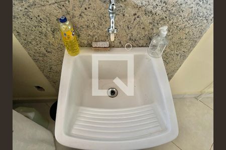 Apartamento à venda com 370m², 4 quartos e 3 vagasÁrea de Serviço (Segundo Andar)