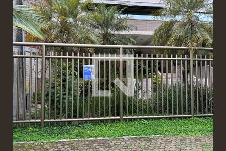 Apartamento à venda com 370m², 4 quartos e 3 vagasPlaquinha Quitno Andar