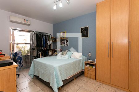Casa à venda com 202m², 7 quartos e 2 vagas Casa à venda com 202m², 7 quartos e 2 vagasCasa 2 - Quarto 2