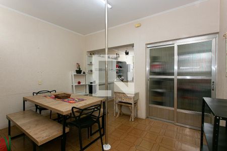 Casa à venda com 202m², 7 quartos e 2 vagas Casa à venda com 202m², 7 quartos e 2 vagasCasa 1 - Copa