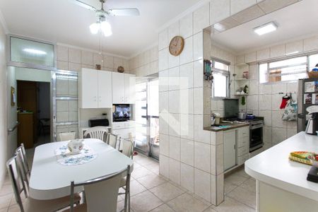Casa à venda com 202m², 7 quartos e 2 vagas Casa à venda com 202m², 7 quartos e 2 vagasCasa 2 - Cozinha