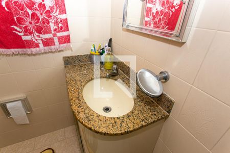 Casa à venda com 202m², 7 quartos e 2 vagas Casa à venda com 202m², 7 quartos e 2 vagasCasa 1 - Banheiro 2