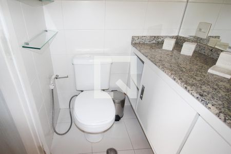 Apartamento para alugar com 111m², 2 quartos e 2 vagas Apartamento para alugar com 111m², 2 quartos e 2 vagasBanheiro de Suíte
