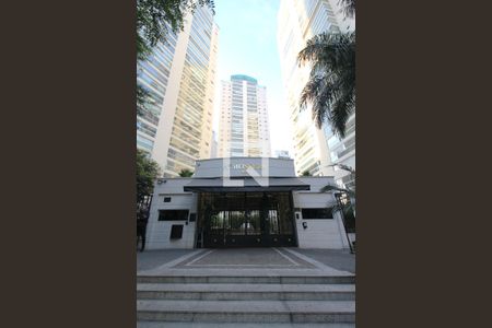 Apartamento para alugar com 111m², 2 quartos e 2 vagas Apartamento para alugar com 111m², 2 quartos e 2 vagasFachada