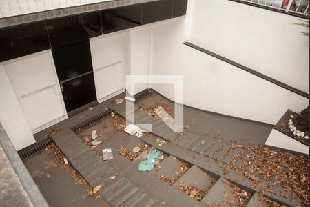 Casa para alugar com 200m², 2 quartos e 2 vagas Casa para alugar com 200m², 2 quartos e 2 vagasFrente