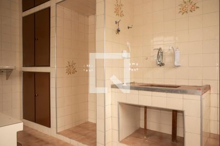 Casa para alugar com 200m², 2 quartos e 2 vagas Casa para alugar com 200m², 2 quartos e 2 vagasCozinha