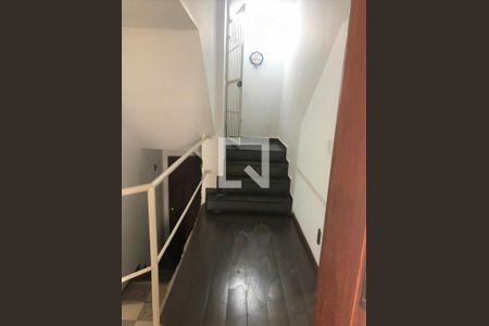 Casa à venda com 390m², 5 quartos e 4 vagas