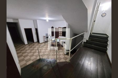 Casa à venda com 390m², 5 quartos e 4 vagas