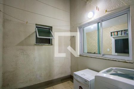 Apartamento à venda com 51m², 2 quartos e 1 vaga Apartamento à venda com 51m², 2 quartos e 1 vagaÁrea de serviço
