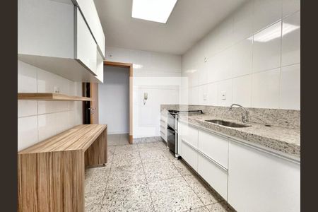 Apartamento à venda com 85m², 3 quartos e 3 vagas Apartamento à venda com 85m², 3 quartos e 3 vagasCozinha