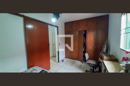 Casa à venda com 141m², 4 quartos e 2 vagas Casa à venda com 141m², 4 quartos e 2 vagasQuarto 1