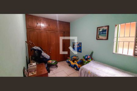 Casa à venda com 141m², 4 quartos e 2 vagas Casa à venda com 141m², 4 quartos e 2 vagasQuarto 2