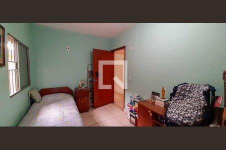 Casa à venda com 141m², 4 quartos e 2 vagas Casa à venda com 141m², 4 quartos e 2 vagasQuarto 2