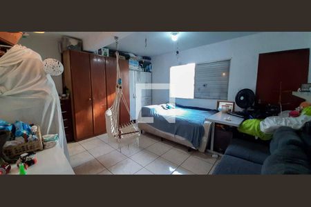 Casa à venda com 141m², 4 quartos e 2 vagas Casa à venda com 141m², 4 quartos e 2 vagasSuíte 2