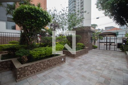 Apartamento à venda com 222m², 4 quartos e 4 vagas Apartamento à venda com 222m², 4 quartos e 4 vagasÁrea comum