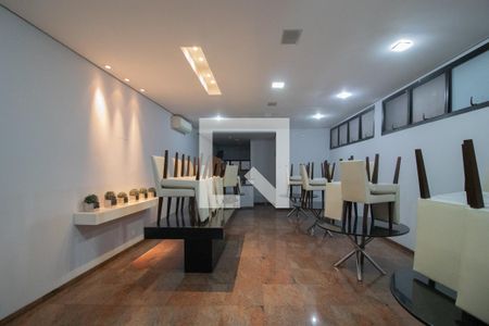 Apartamento à venda com 222m², 4 quartos e 4 vagas Apartamento à venda com 222m², 4 quartos e 4 vagasÁrea comum