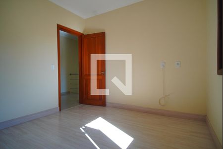 Casa à venda com 248m², 4 quartos e 2 vagasQuarto 3 - Suíte