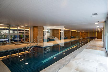 Apartamento à venda com 67m², 1 quarto e 1 vaga Apartamento à venda com 67m², 1 quarto e 1 vagaÁrea comum - Piscina coberta