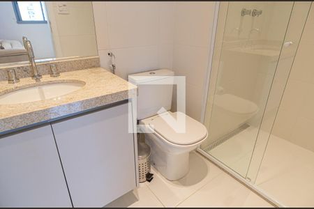 Apartamento à venda com 67m², 1 quarto e 1 vaga Apartamento à venda com 67m², 1 quarto e 1 vagaBanheiro 2