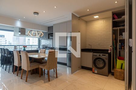 Apartamento à venda com 67m², 1 quarto e 1 vaga Apartamento à venda com 67m², 1 quarto e 1 vagaÁrea de Serviço