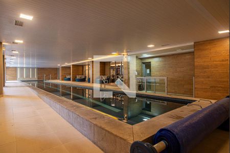 Apartamento à venda com 67m², 1 quarto e 1 vaga Apartamento à venda com 67m², 1 quarto e 1 vagaÁrea comum - Piscina coberta