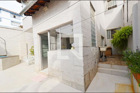 Casa à venda com 297m², 5 quartos e 3 vagas Casa à venda com 297m², 5 quartos e 3 vagasArea privativa