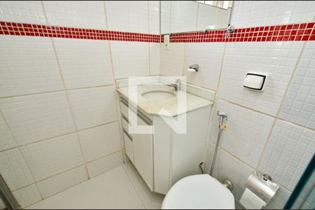 Casa à venda com 297m², 5 quartos e 3 vagas Casa à venda com 297m², 5 quartos e 3 vagasBanheiro suite3