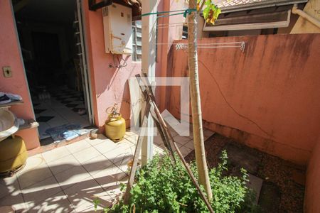 Casa de condomínio à venda com 93m², 4 quartos e 2 vagas Casa de condomínio à venda com 93m², 4 quartos e 2 vagasÁrea de Serviço