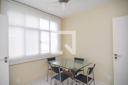 Apartamento à venda com 95m², 3 quartos e sem vaga Apartamento à venda com 95m², 3 quartos e sem vagacopa