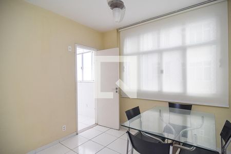 Apartamento à venda com 95m², 3 quartos e sem vaga Apartamento à venda com 95m², 3 quartos e sem vagacopa