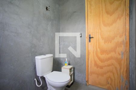 Casa à venda com 180m², 3 quartos e 3 vagasBanheiro da Suíte - Segundo andar