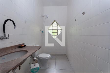Casa à venda com 157m², 3 quartos e 1 vaga Casa à venda com 157m², 3 quartos e 1 vagaBanheiro Social