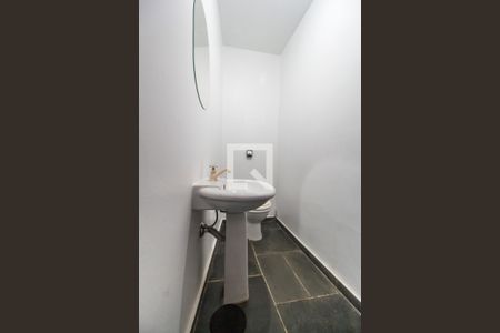 Casa de condomínio para alugar com 575m², 7 quartos e 6 vagas Casa de condomínio para alugar com 575m², 7 quartos e 6 vagasBanheiro