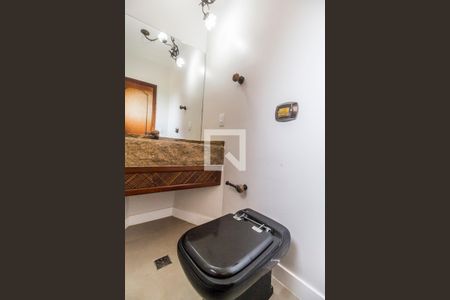 Casa de condomínio para alugar com 575m², 7 quartos e 6 vagas Casa de condomínio para alugar com 575m², 7 quartos e 6 vagasLavabo